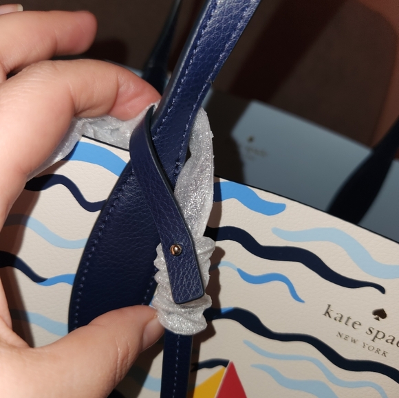 ♠️Kate Spade♠️$399 RETAIL Set Sail Large Tote w/matching wristlet. NWT - Picture 11 of 15